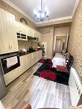 Kirayə verilir 2 otaqlı yeni tikili 82 m²