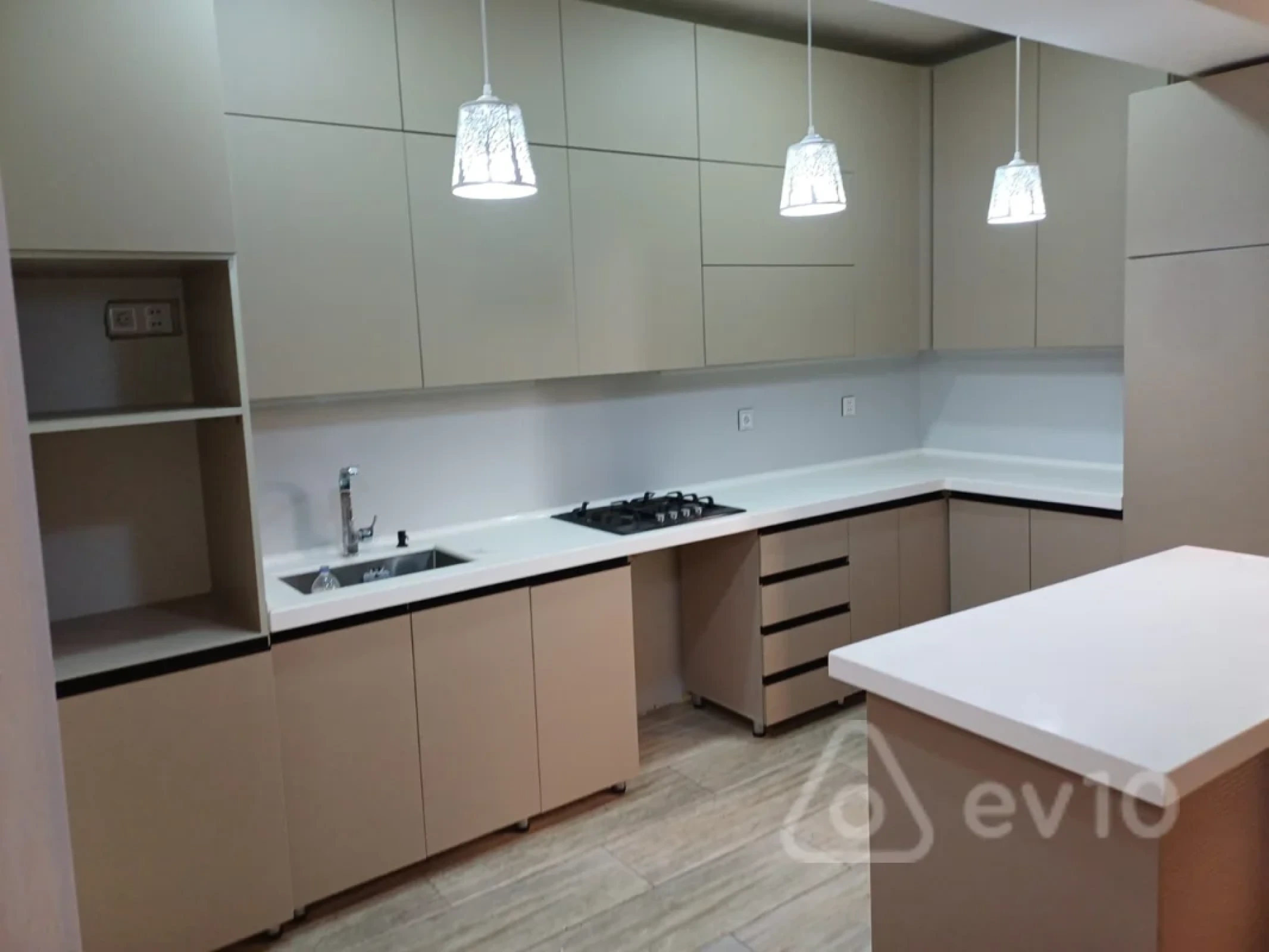 Kirayə verilir 4 otaqlı həyət evi 120 m²