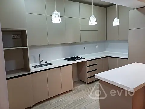 Kirayə verilir 4 otaqlı həyət evi 120 m²