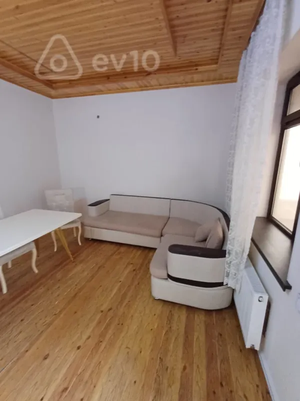 Kirayə verilir 4 otaqlı həyət evi 120 m²