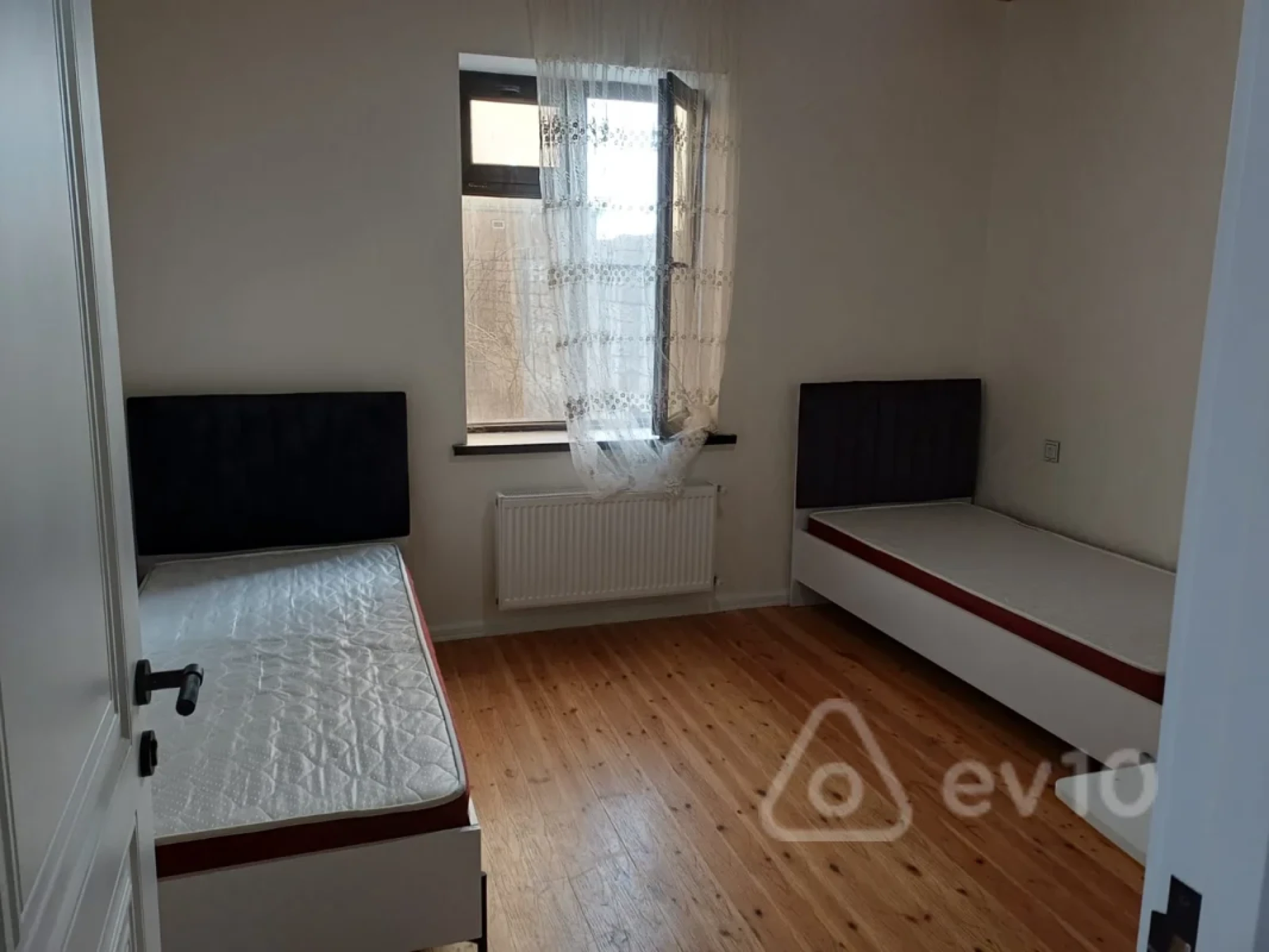 Kirayə verilir 4 otaqlı həyət evi 120 m²