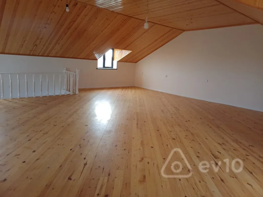 Kirayə verilir 4 otaqlı həyət evi 120 m²