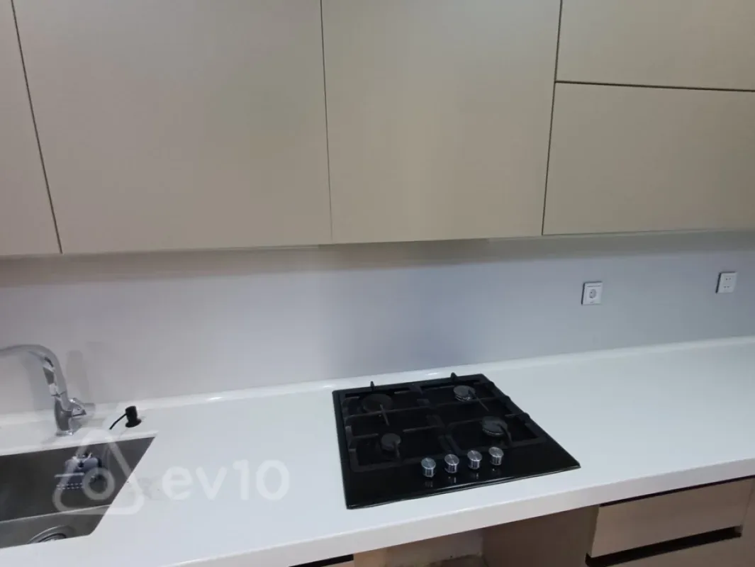 Kirayə verilir 4 otaqlı həyət evi 120 m²