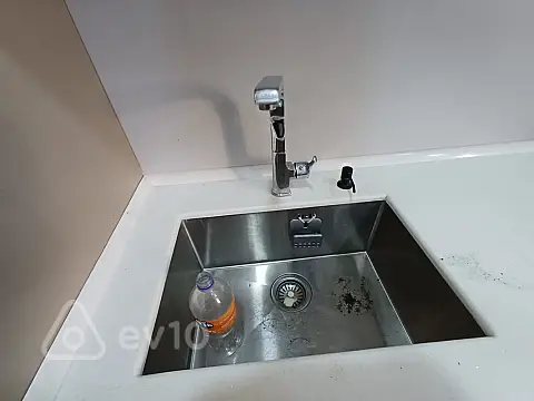 Kirayə verilir 4 otaqlı həyət evi 120 m²