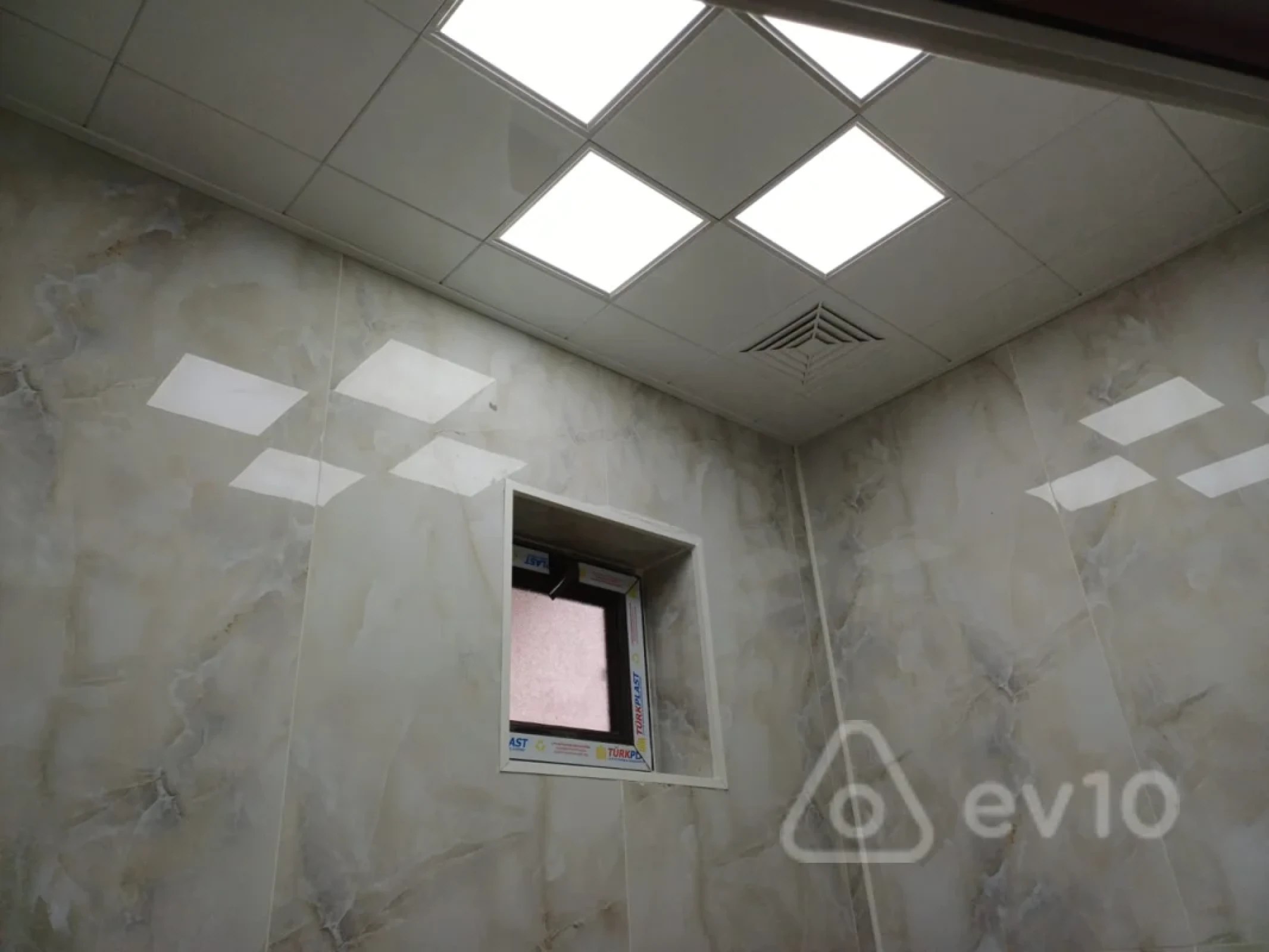 Kirayə verilir 4 otaqlı həyət evi 120 m²
