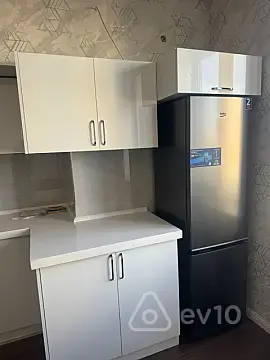 Kirayə verilir 3 otaqlı yeni tikili 80 m²