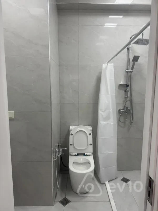 Kirayə verilir 3 otaqlı yeni tikili 80 m²