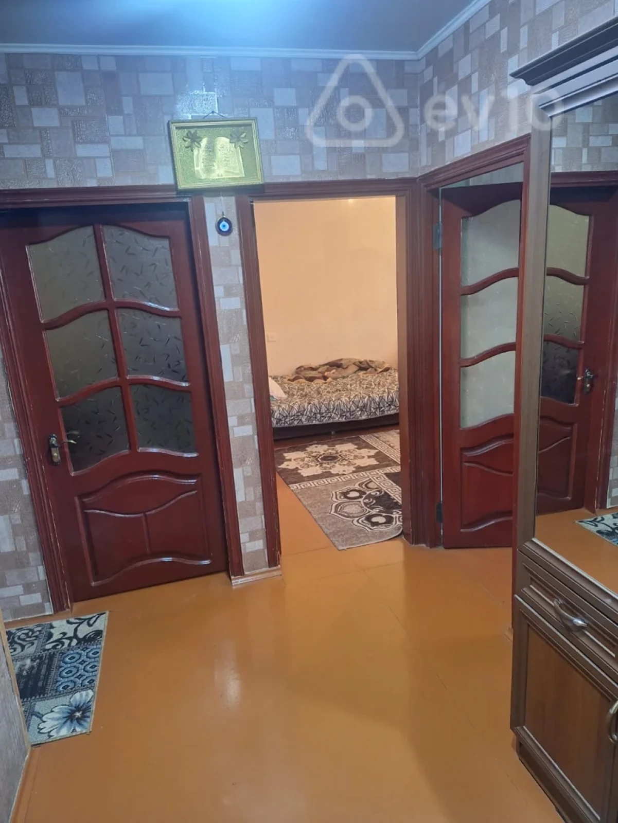 Kirayə verilir 3 otaqlı köhnə tikili 65 m²
