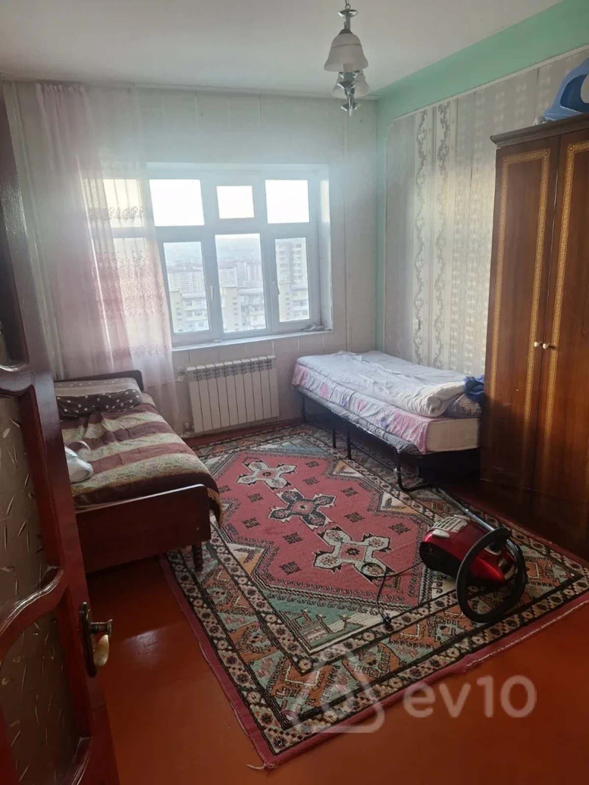 Kirayə verilir 3 otaqlı köhnə tikili 65 m²