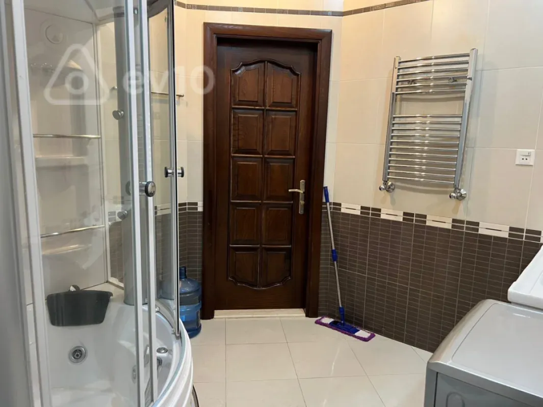 Kirayə verilir 3 otaqlı yeni tikili 123 m²