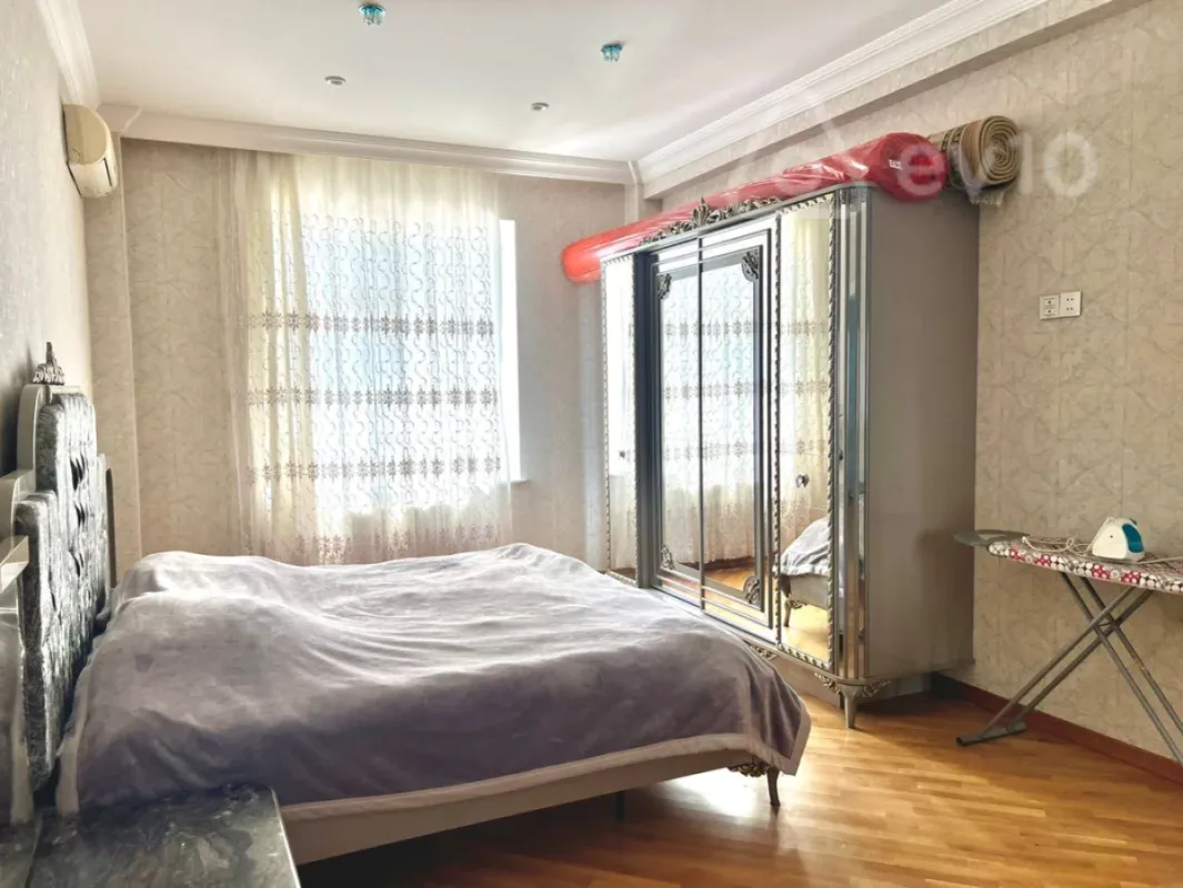 Kirayə verilir 3 otaqlı yeni tikili 123 m²