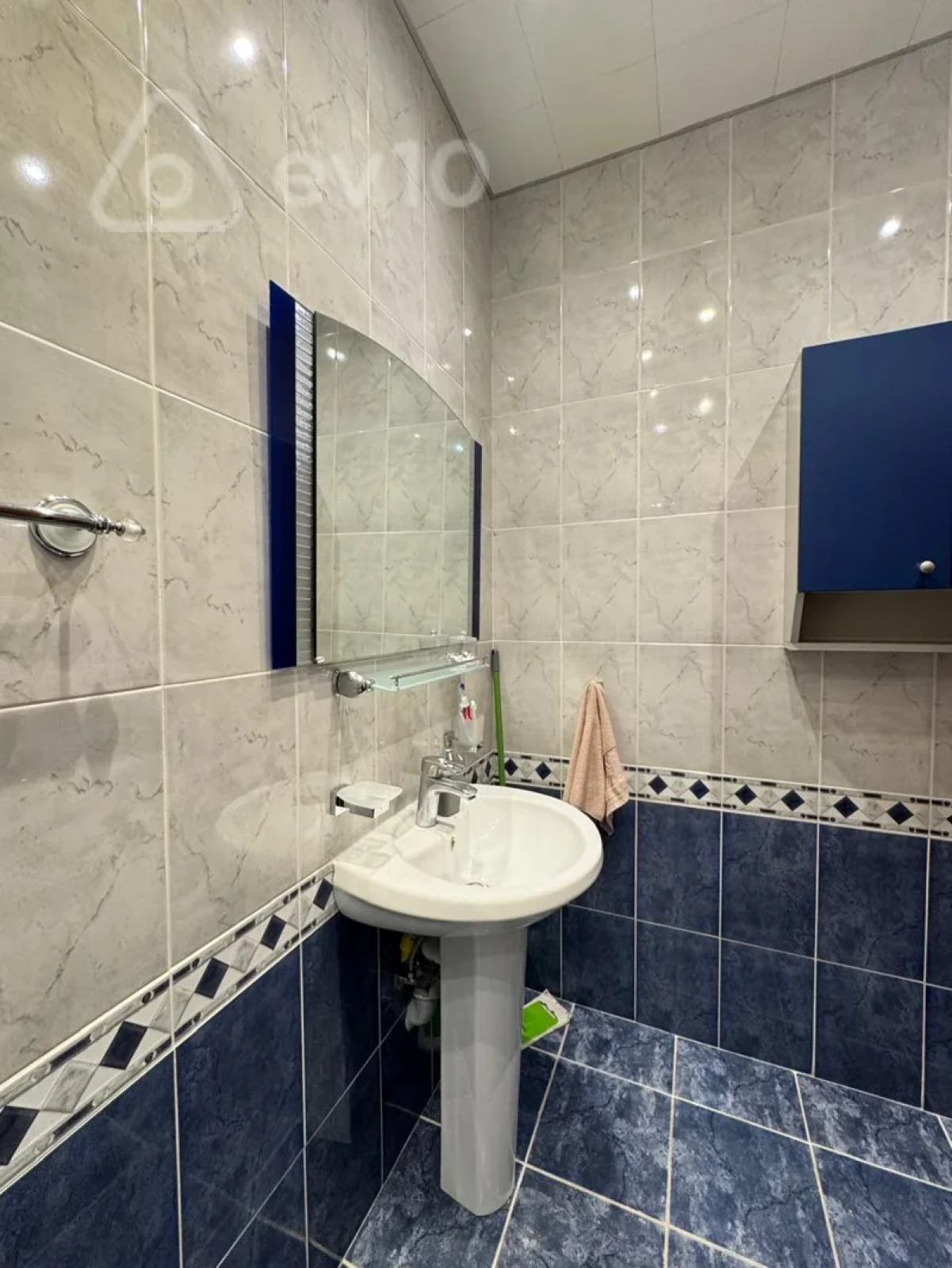 Satılır 4 otaqlı yeni tikili 230 m²