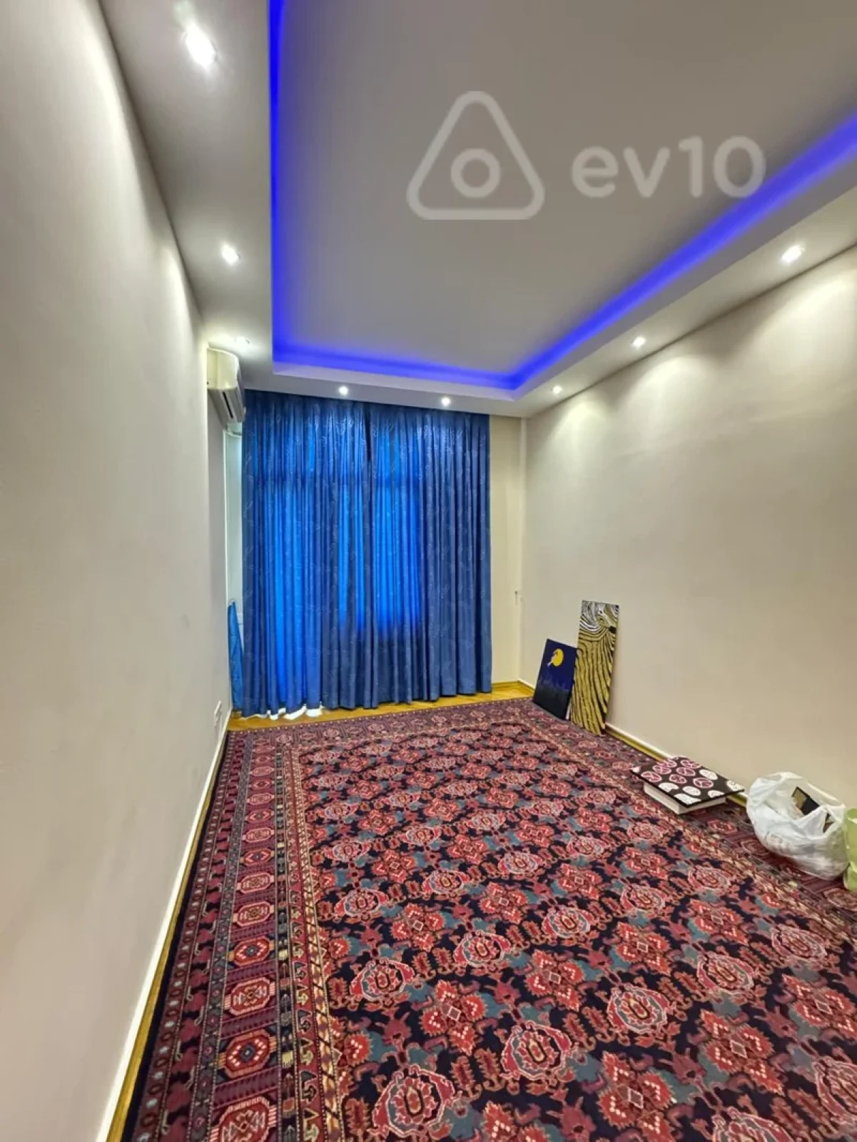 Satılır 4 otaqlı yeni tikili 230 m²