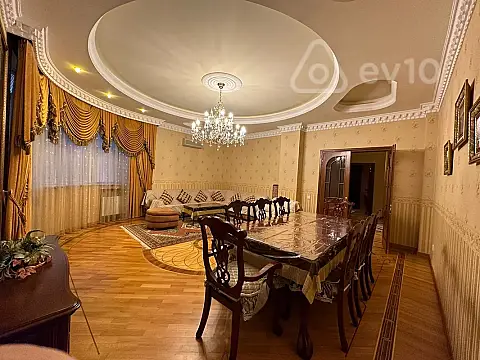 Kirayə verilir 3 otaqlı yeni tikili 141 m²