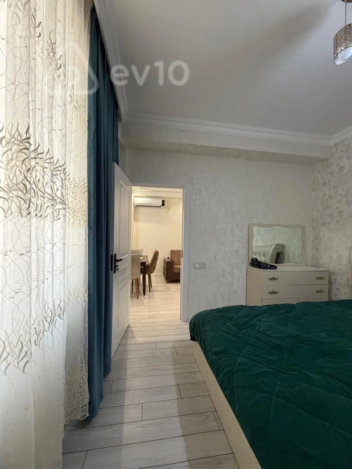 Kirayə verilir 3 otaqlı köhnə tikili 57 m²