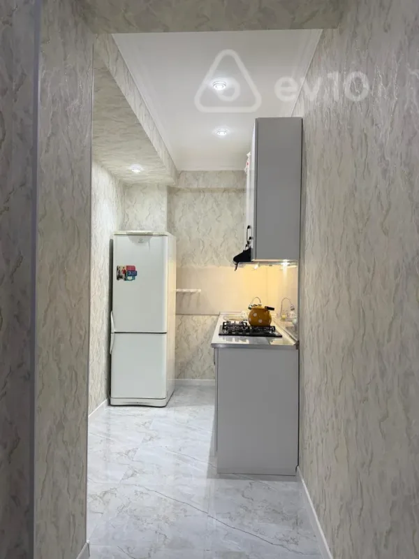 Kirayə verilir 3 otaqlı köhnə tikili 57 m²