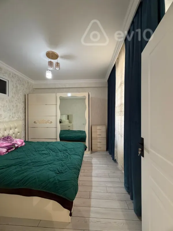 Kirayə verilir 3 otaqlı köhnə tikili 57 m²