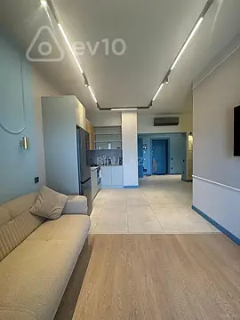 Kirayə verilir 2 otaqlı yeni tikili 68 m²