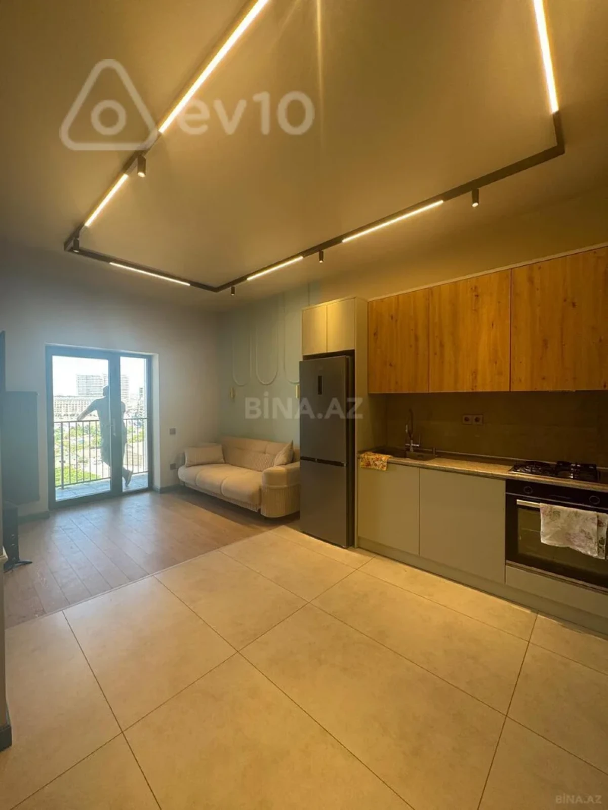 Kirayə verilir 2 otaqlı yeni tikili 68 m²