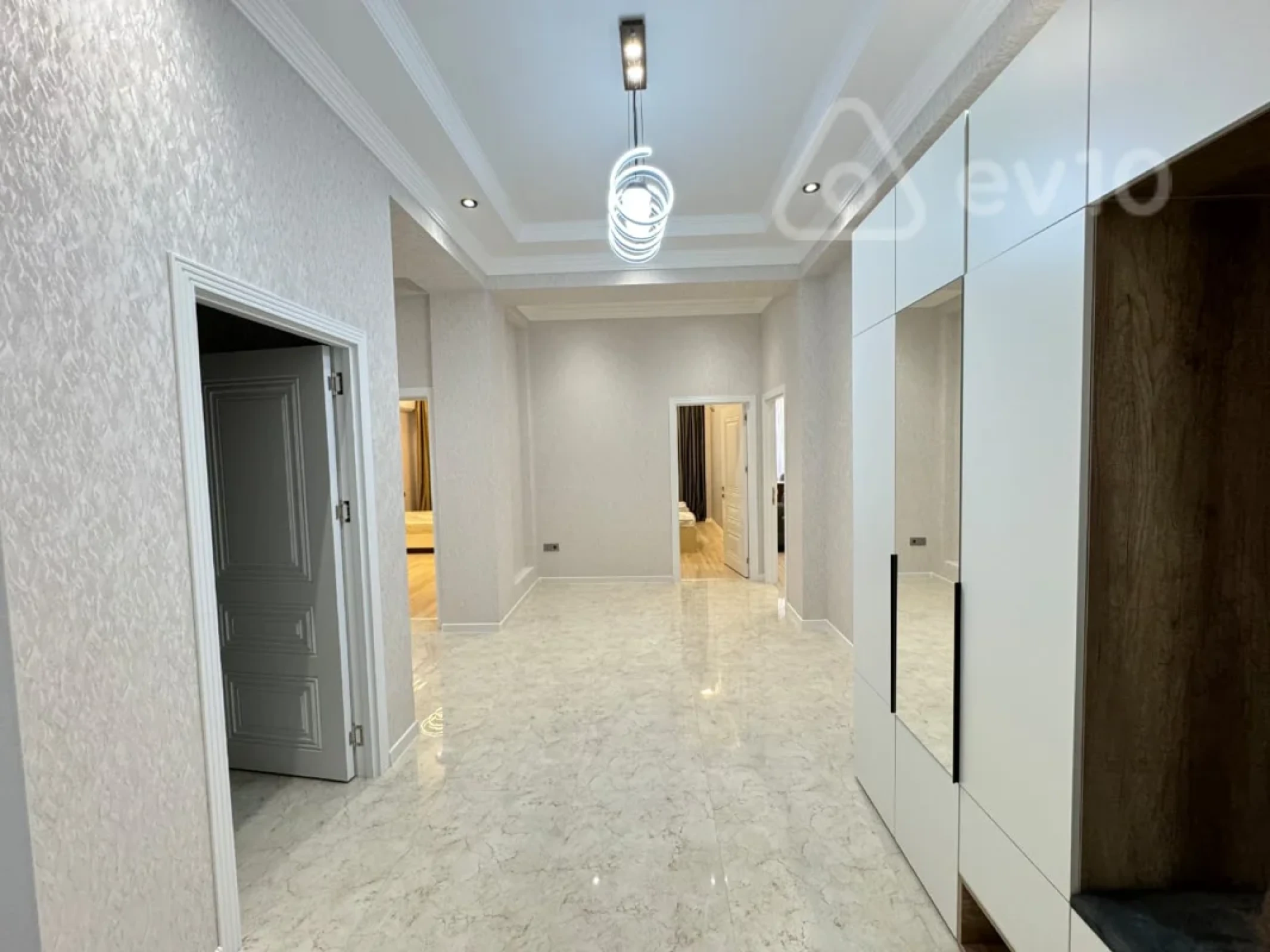 Kirayə verilir 3 otaqlı yeni tikili 90 m²