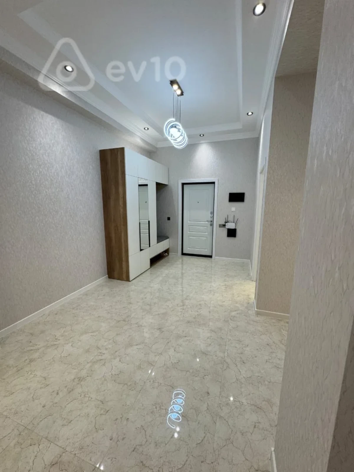 Kirayə verilir 3 otaqlı yeni tikili 90 m²