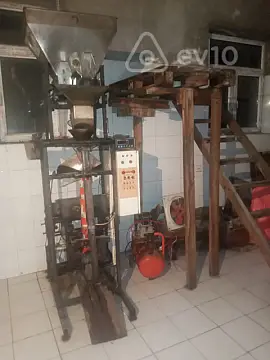 Satılır mənzil 200 m²