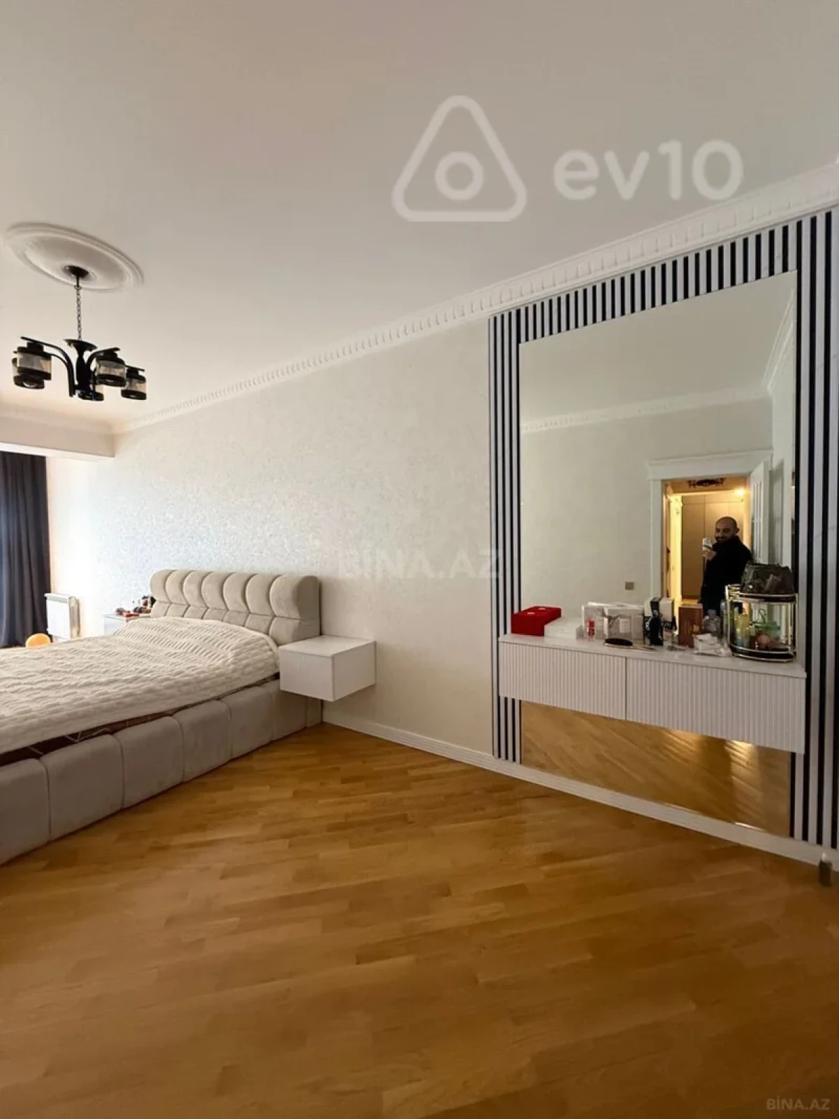 Kirayə verilir 2 otaqlı yeni tikili 117 m²