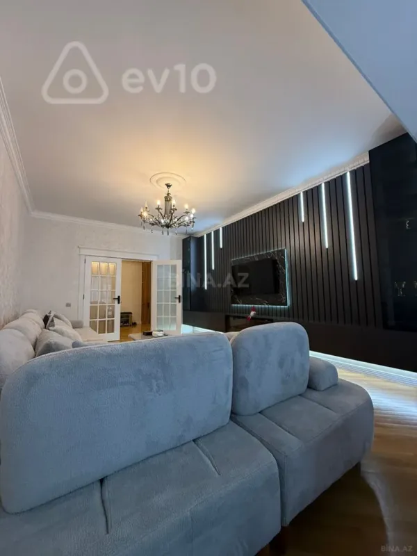 Kirayə verilir 2 otaqlı yeni tikili 117 m²