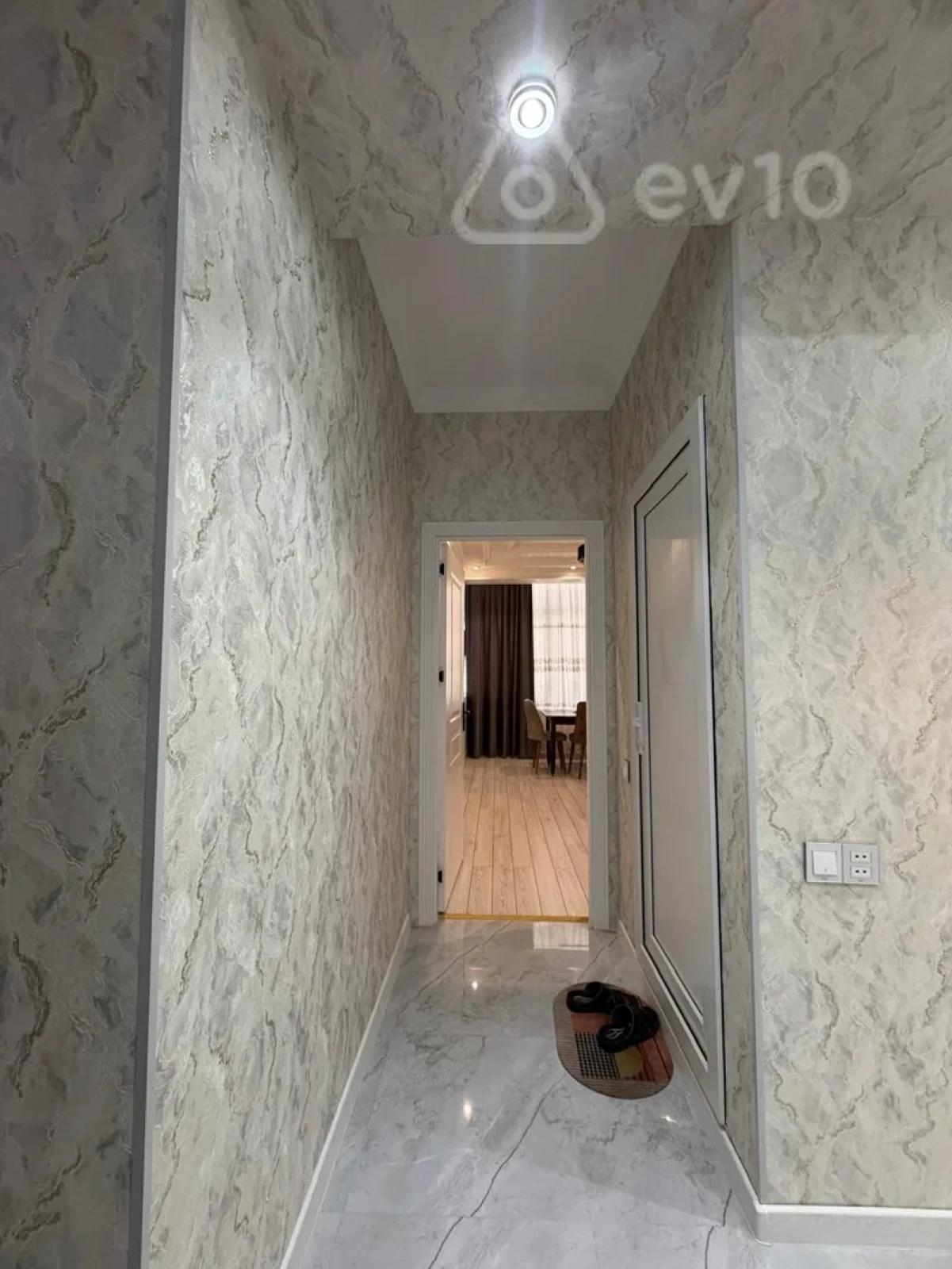 Kirayə verilir 3 otaqlı yeni tikili 57 m²