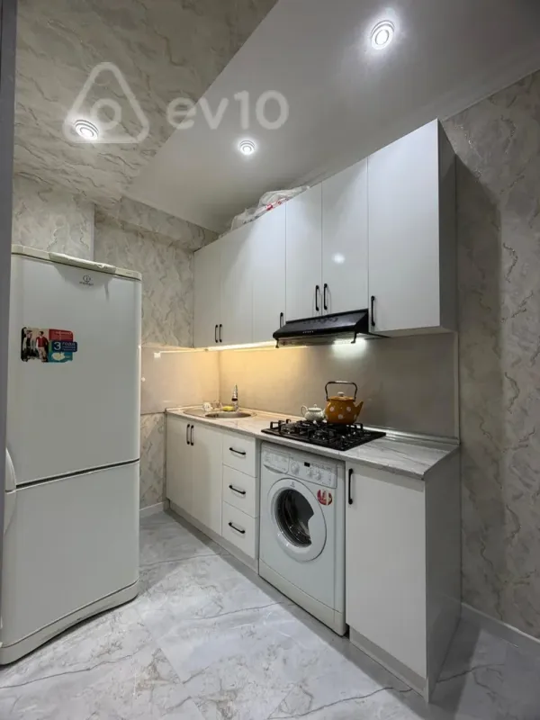 Kirayə verilir 3 otaqlı yeni tikili 57 m²
