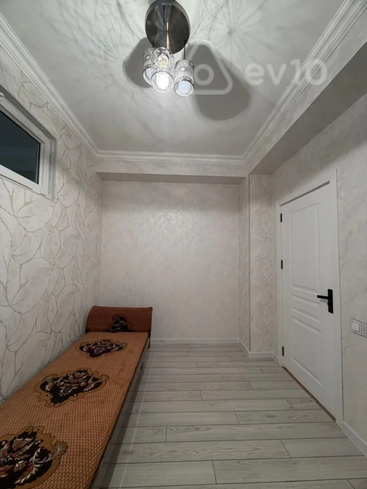 Kirayə verilir 3 otaqlı yeni tikili 57 m²