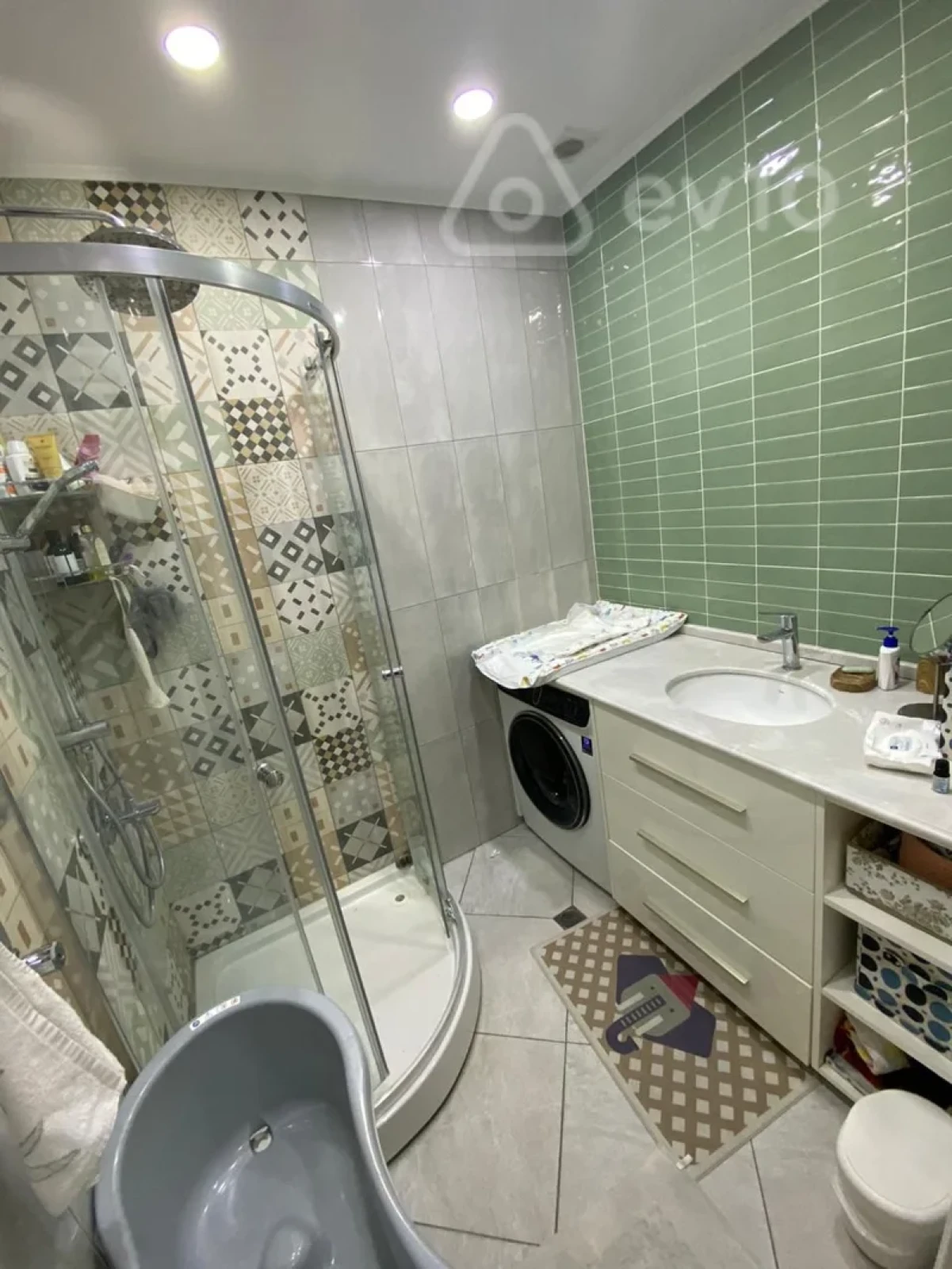 Kirayə verilir 2 otaqlı yeni tikili 94 m²