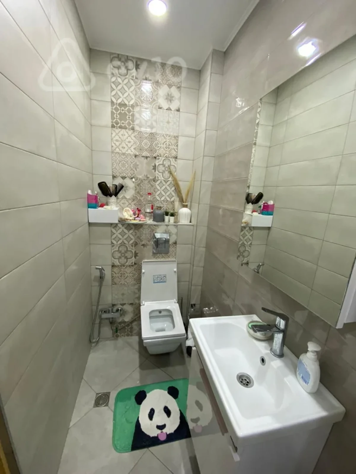 Kirayə verilir 2 otaqlı yeni tikili 94 m²