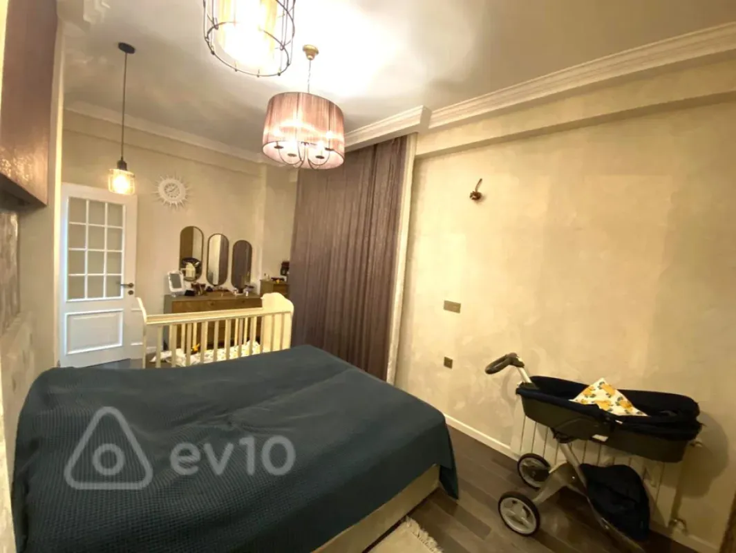 Kirayə verilir 2 otaqlı yeni tikili 94 m²