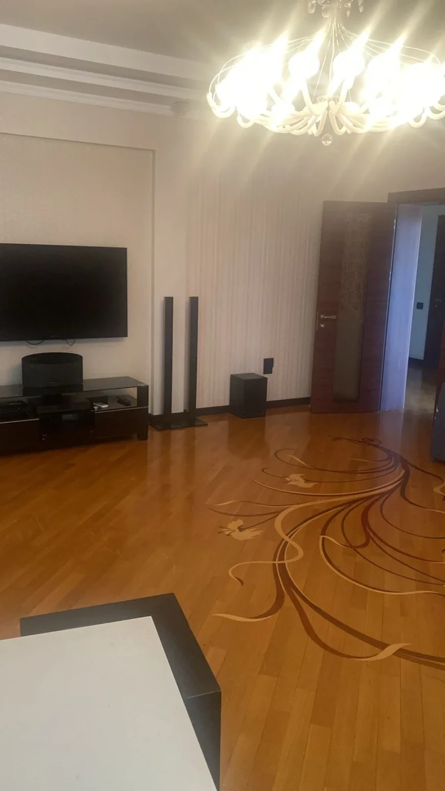 Satılır 5 otaqlı yeni tikili 270 m²