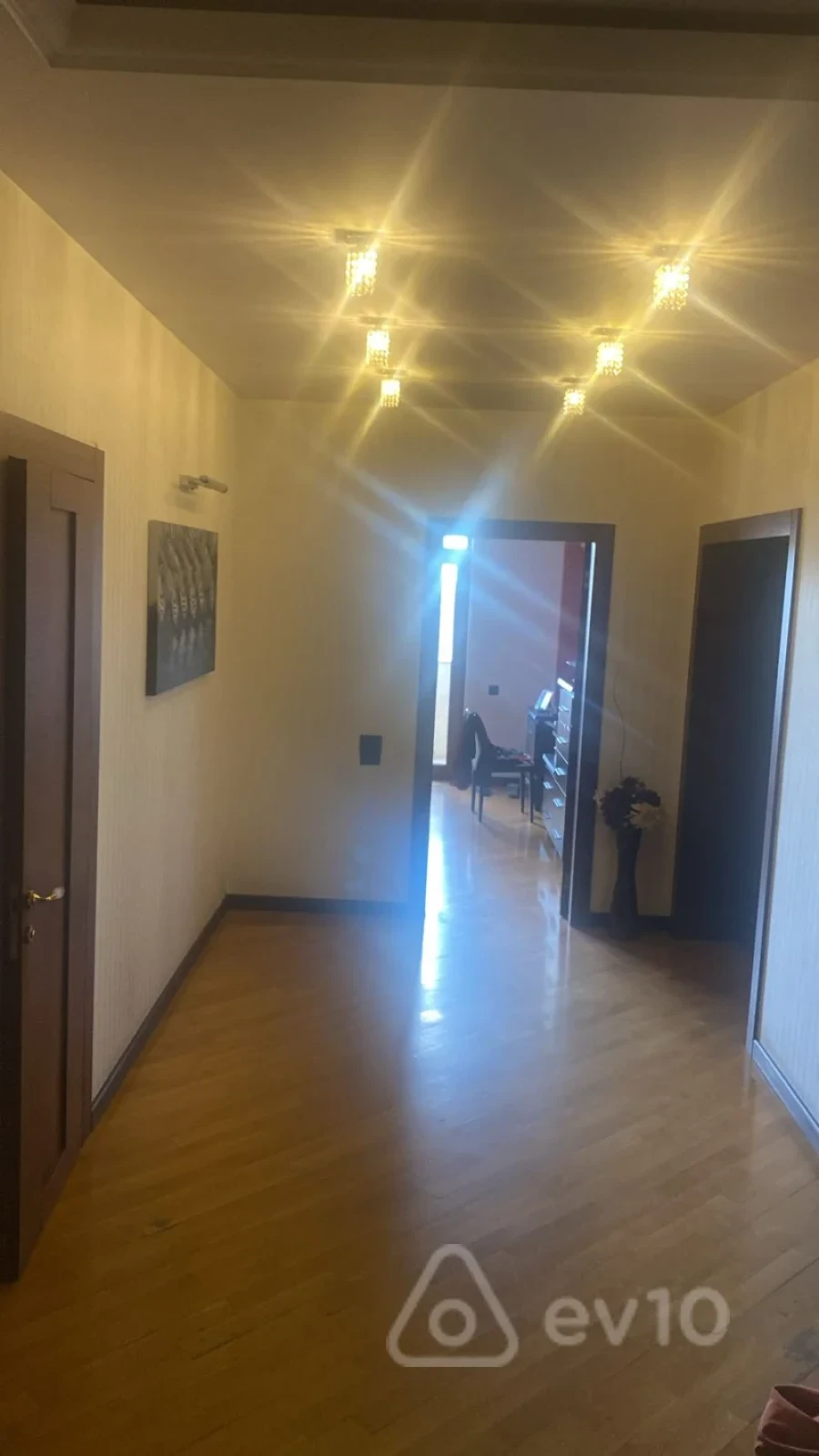 Satılır 5 otaqlı yeni tikili 270 m²