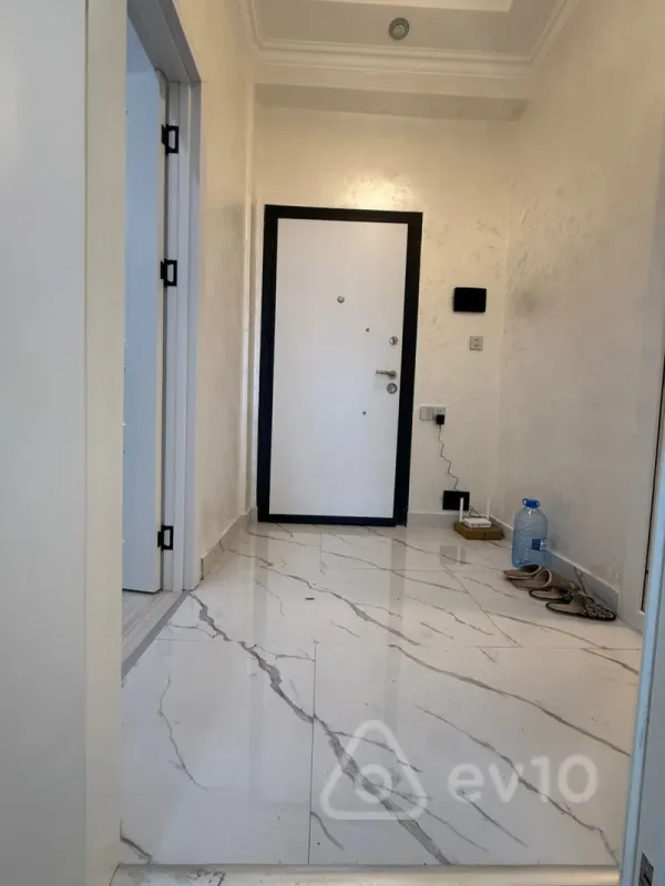 Kirayə verilir 3 otaqlı köhnə tikili 72 m²