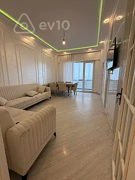 Kirayə verilir 3 otaqlı köhnə tikili 72 m² — Bakı, Binəqədi 3 otaq 72.00 m²