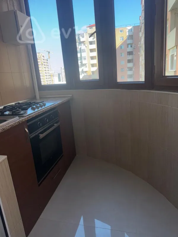 Satılır 4 otaqlı yeni tikili 184 m²