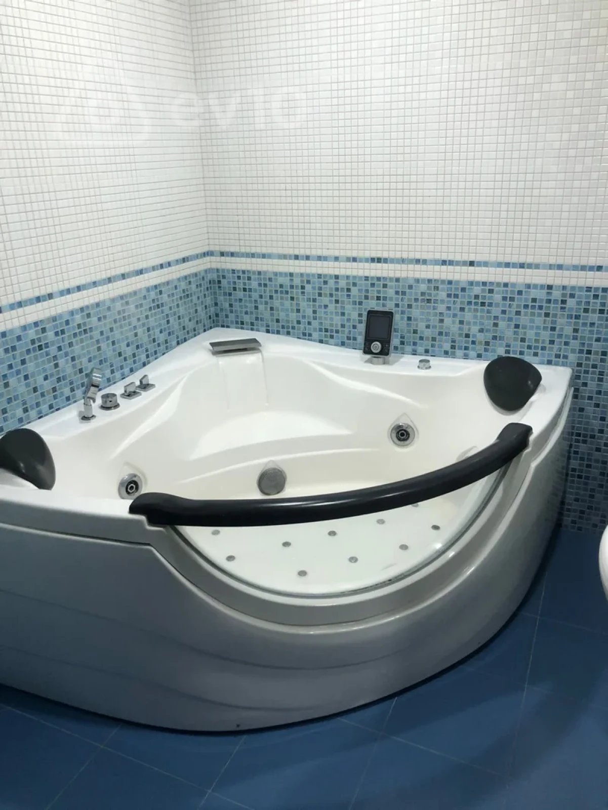 Satılır 4 otaqlı yeni tikili 184 m²