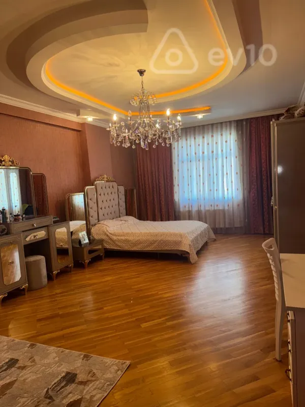Satılır 4 otaqlı yeni tikili 184 m²