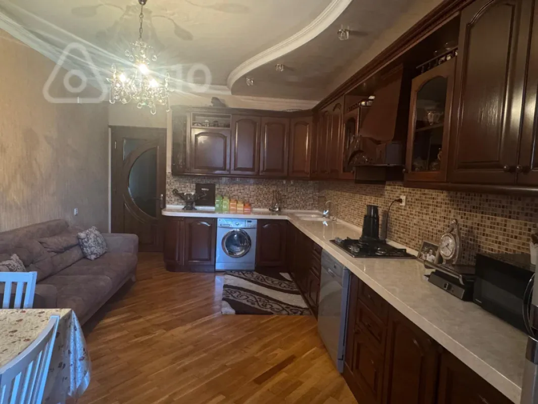 Satılır 4 otaqlı yeni tikili 184 m²