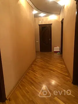 Satılır 4 otaqlı yeni tikili 184 m²