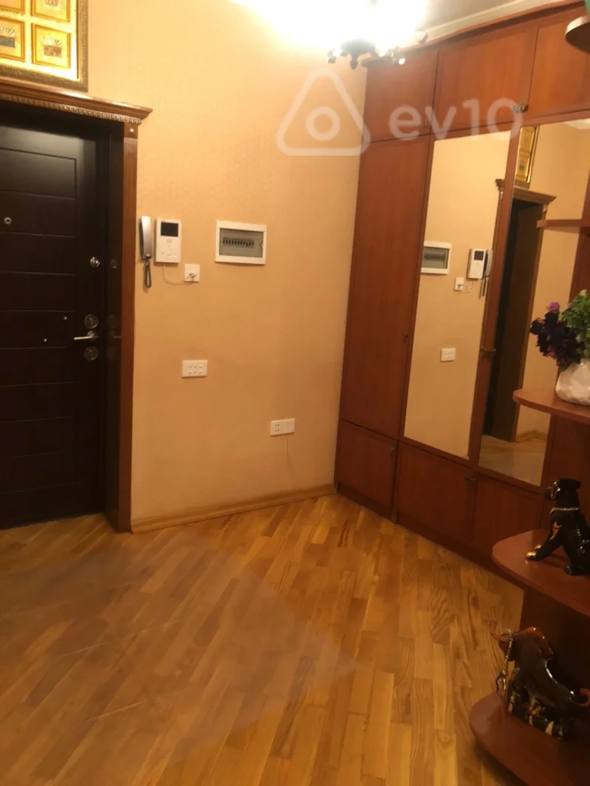 Satılır 4 otaqlı yeni tikili 184 m²