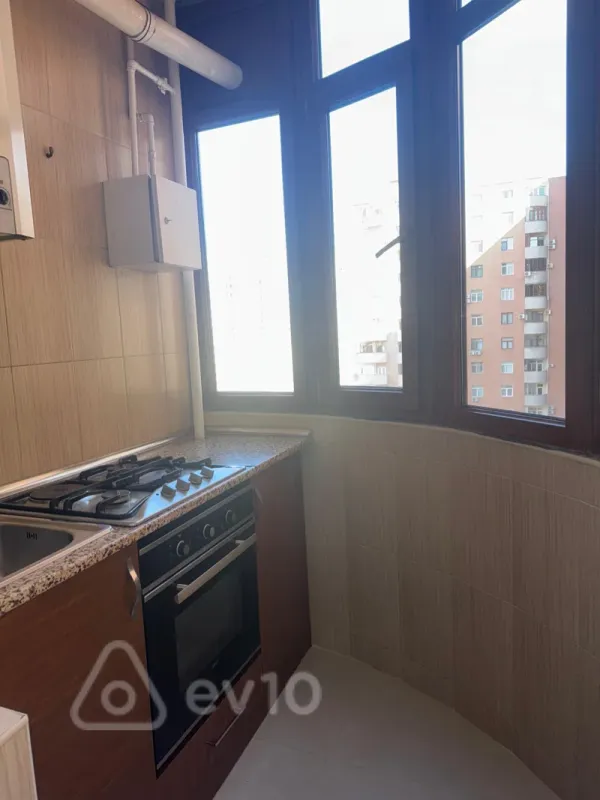 Satılır 4 otaqlı yeni tikili 184 m²