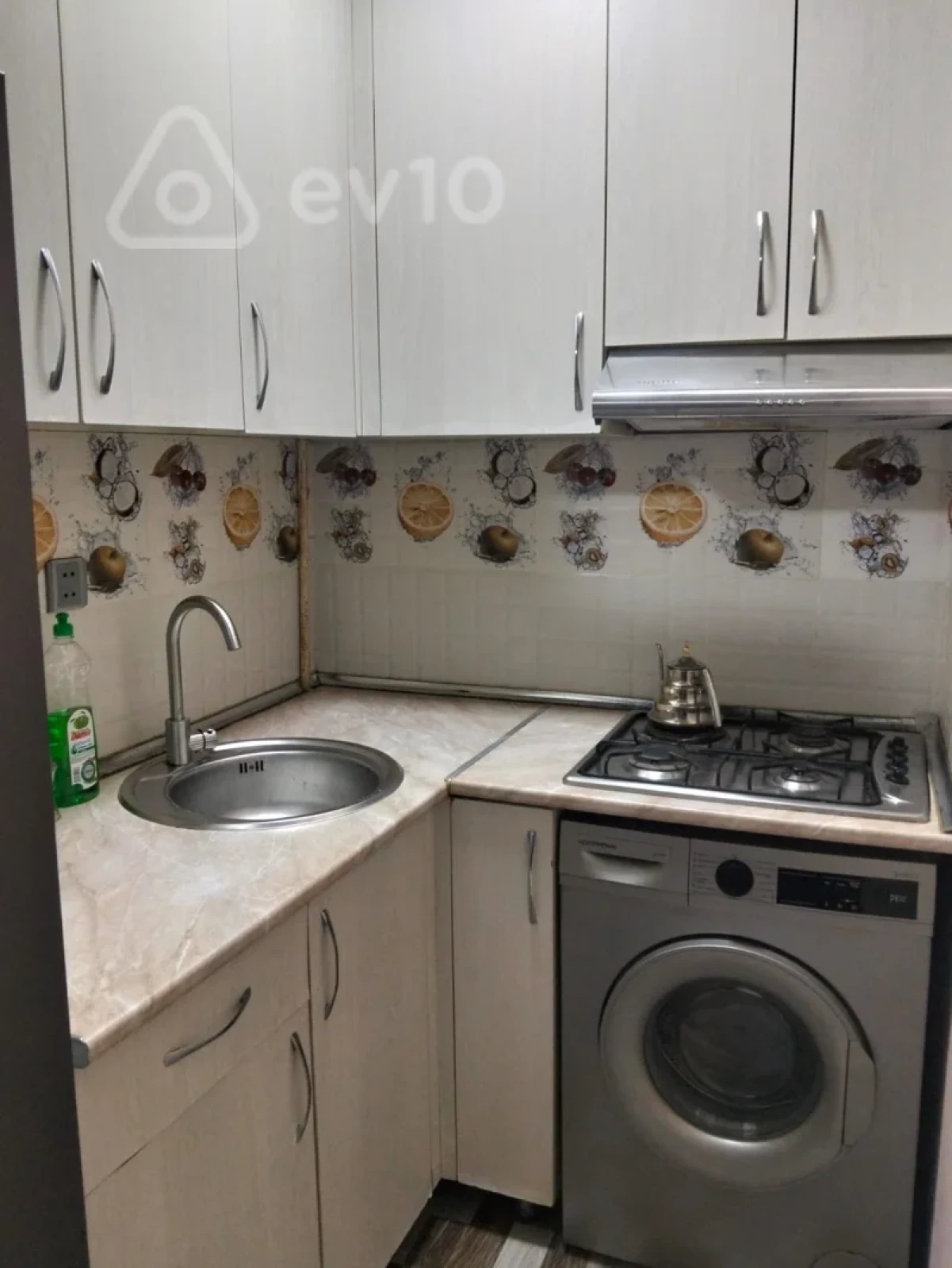 Kirayə verilir 1 otaqlı həyət evi 40 m²