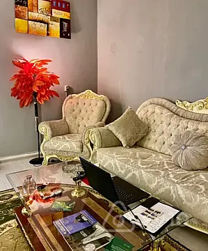 Kirayə verilir 2 otaqlı köhnə tikili 472 m²