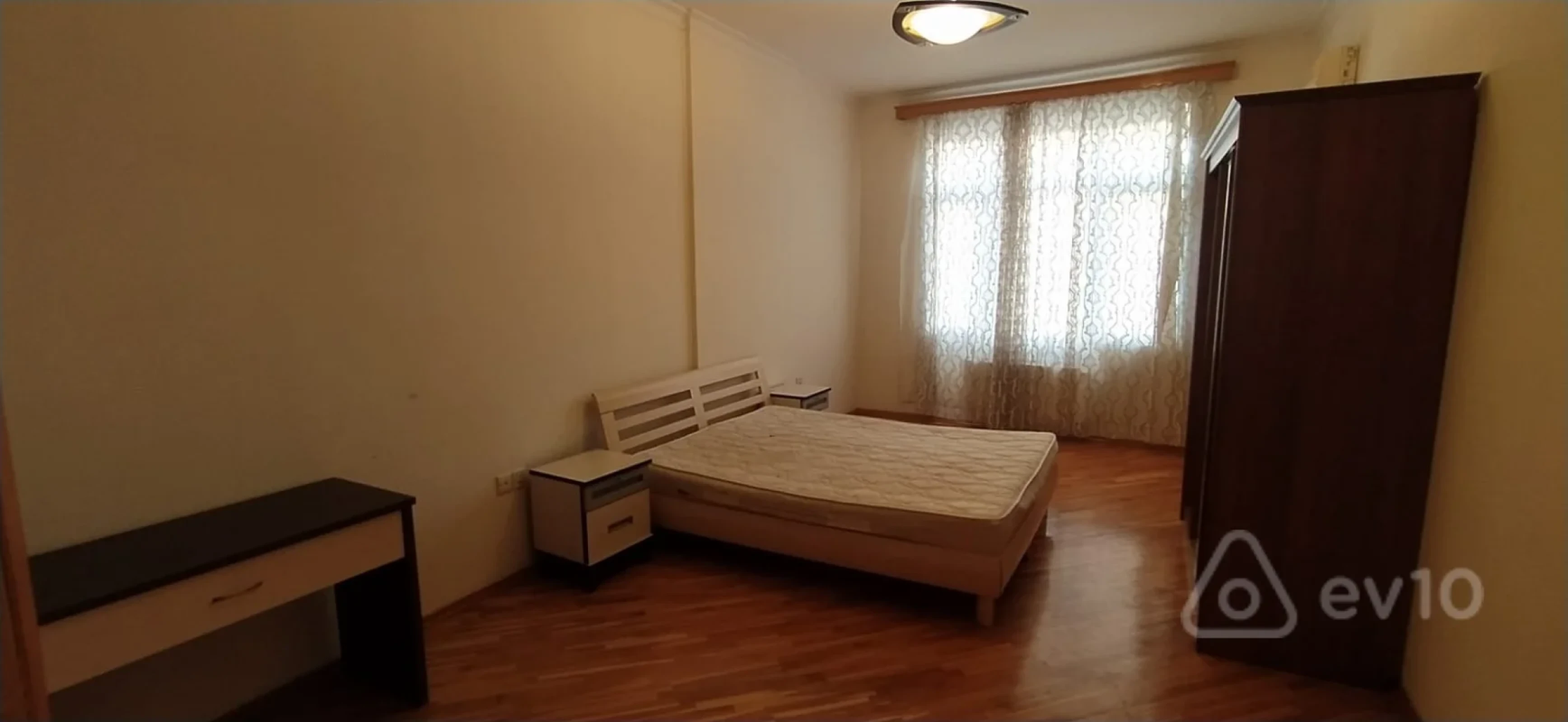Satılır 4 otaqlı yeni tikili 225 m²