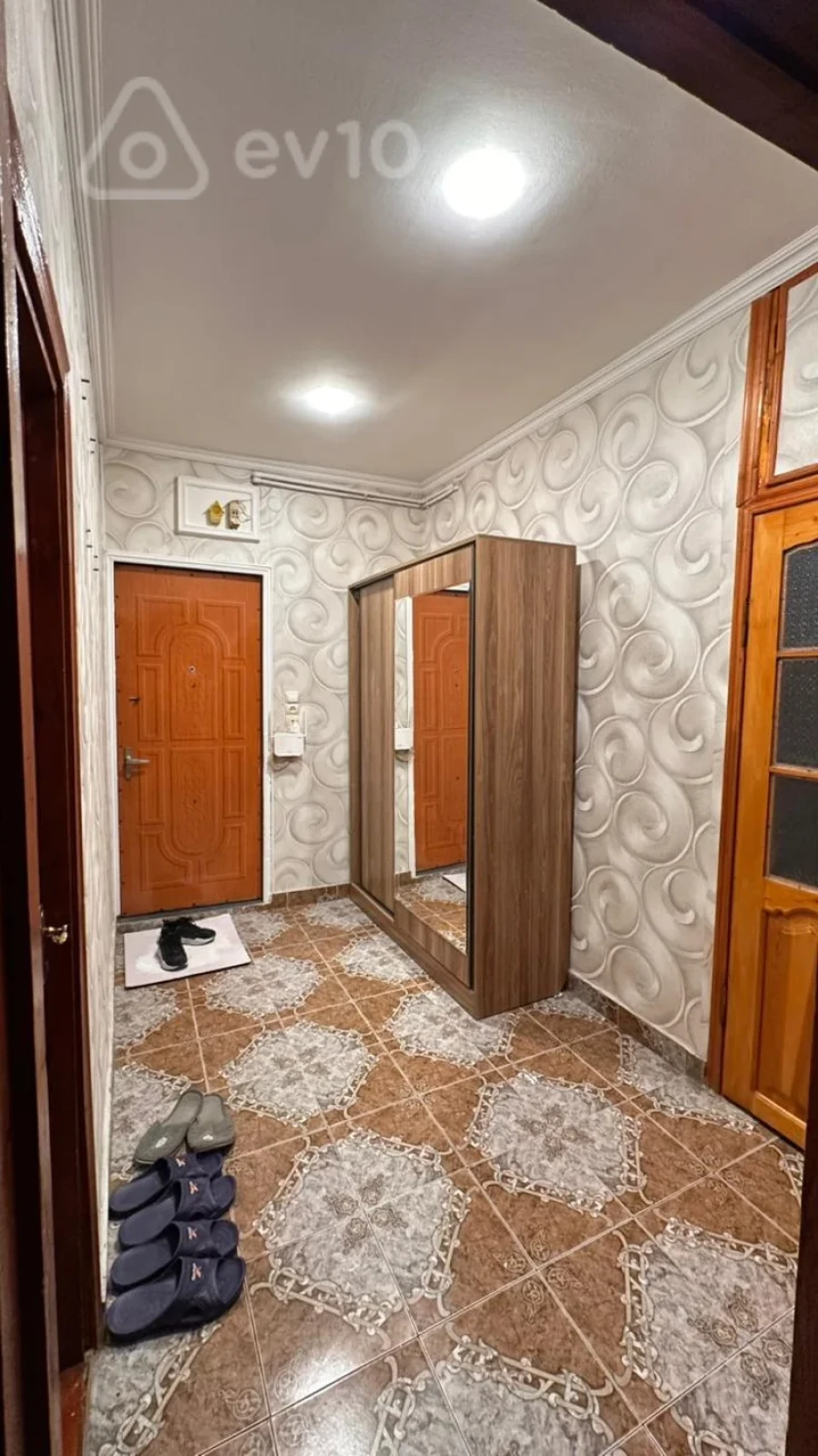 Kirayə verilir 3 otaqlı yeni tikili 110 m²