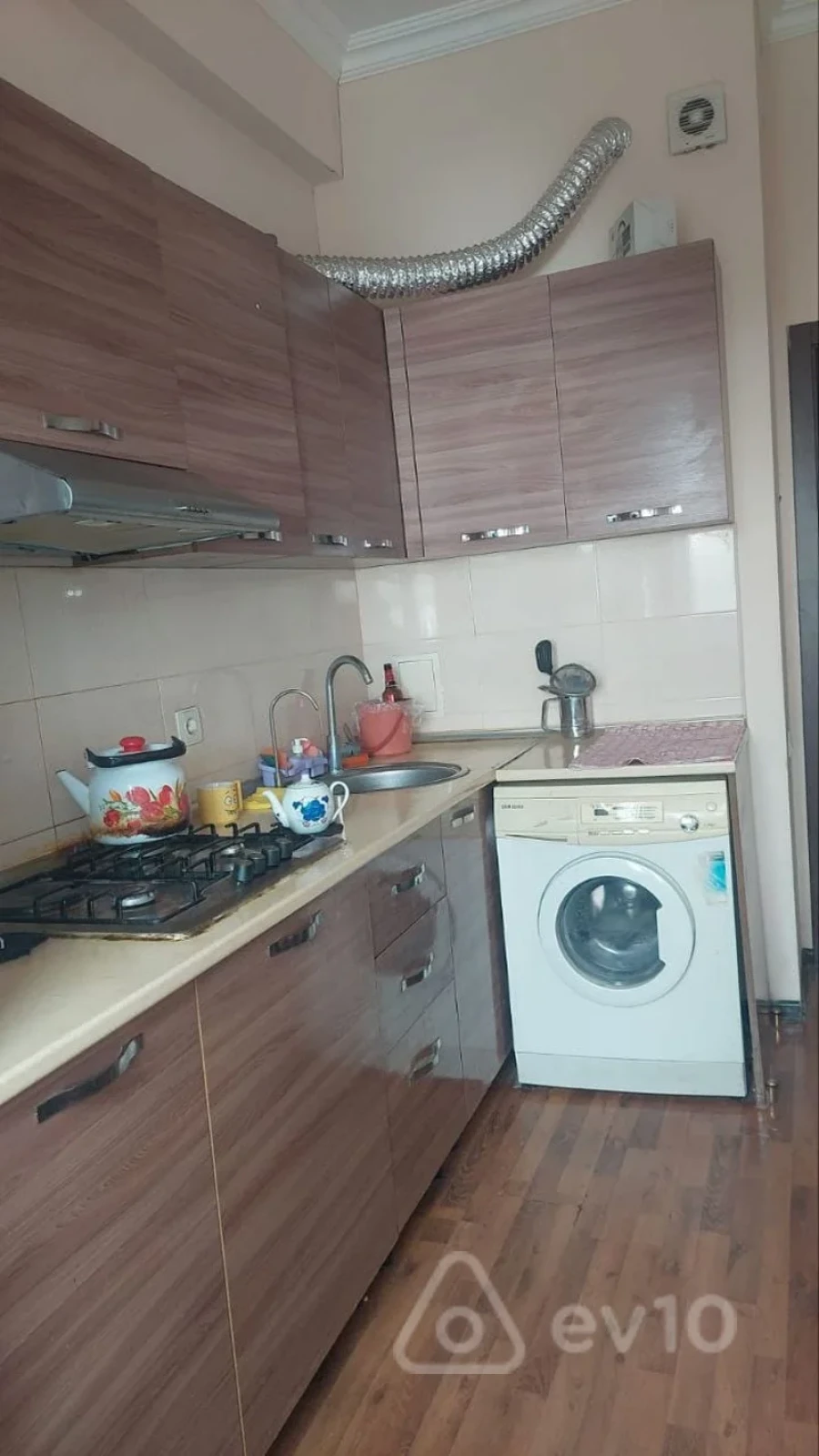 Kirayə verilir 2 otaqlı yeni tikili 60 m²